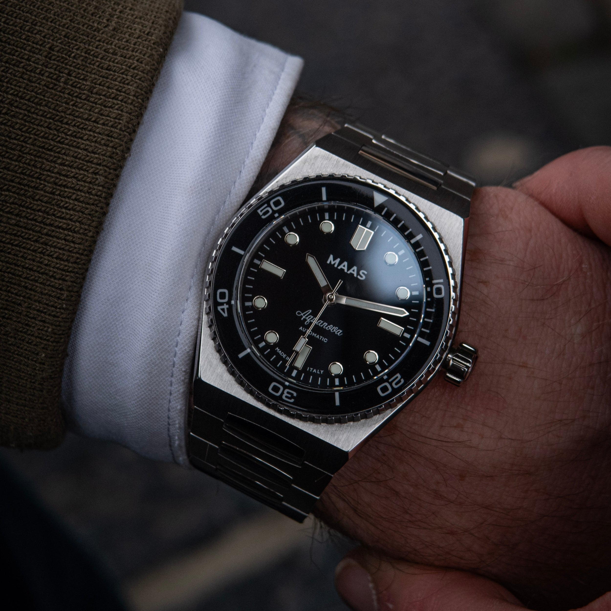 The Versatility of the Black Dial